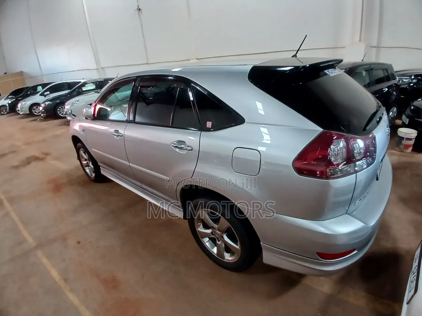 Toyota Harrier 2.4 2012 Silver