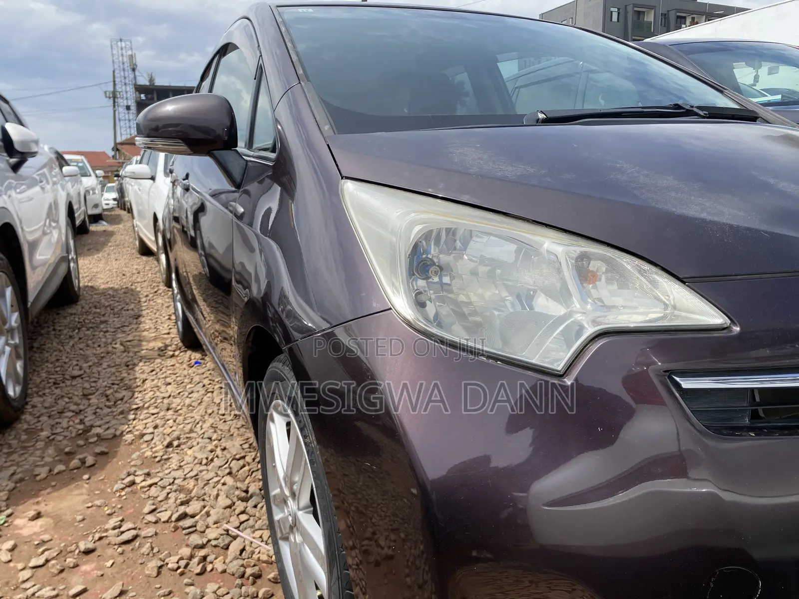 Toyota Ractis 1.5 FWD 2012 Purple