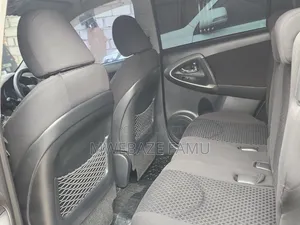Toyota Vanguard 2011 Black