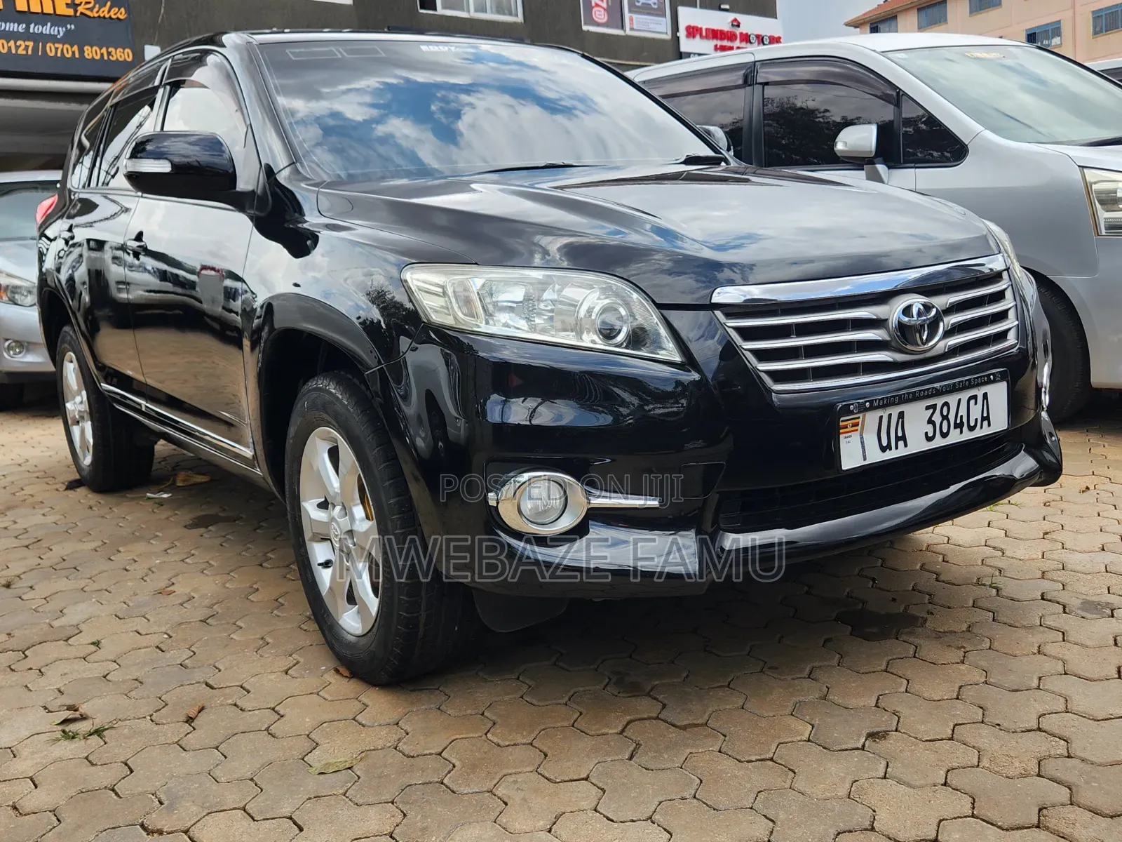 Toyota Vanguard 2011 Black