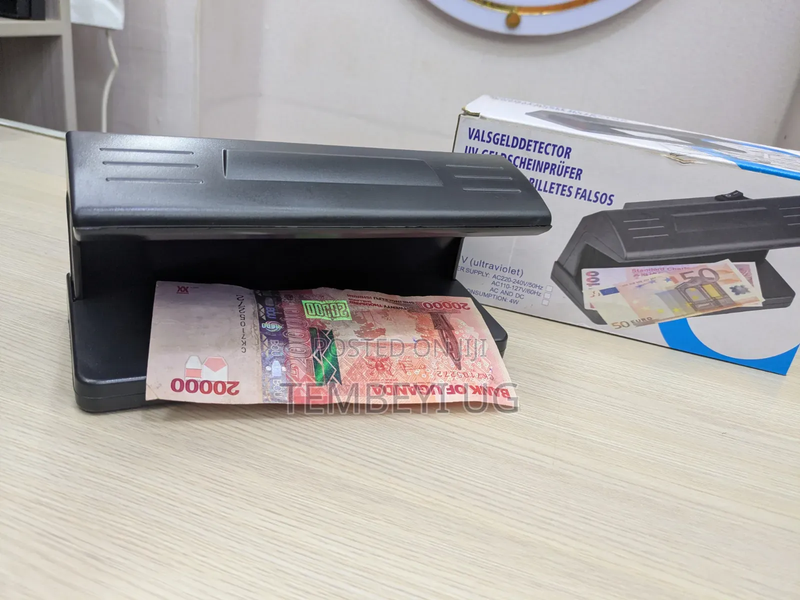 Counterfeit Money Detector - Ultraviolet Detection Using LED's
