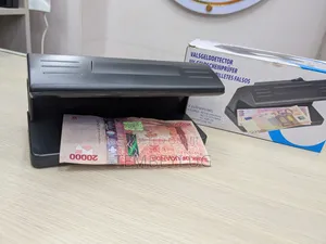 Counterfeit Money Detector - Ultraviolet Detection Using LED's