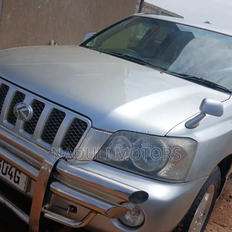 Toyota Kluger 2004 Silver