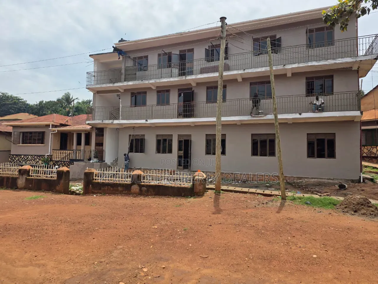 2bdrm Apartment in Makerere, Central Division for sale