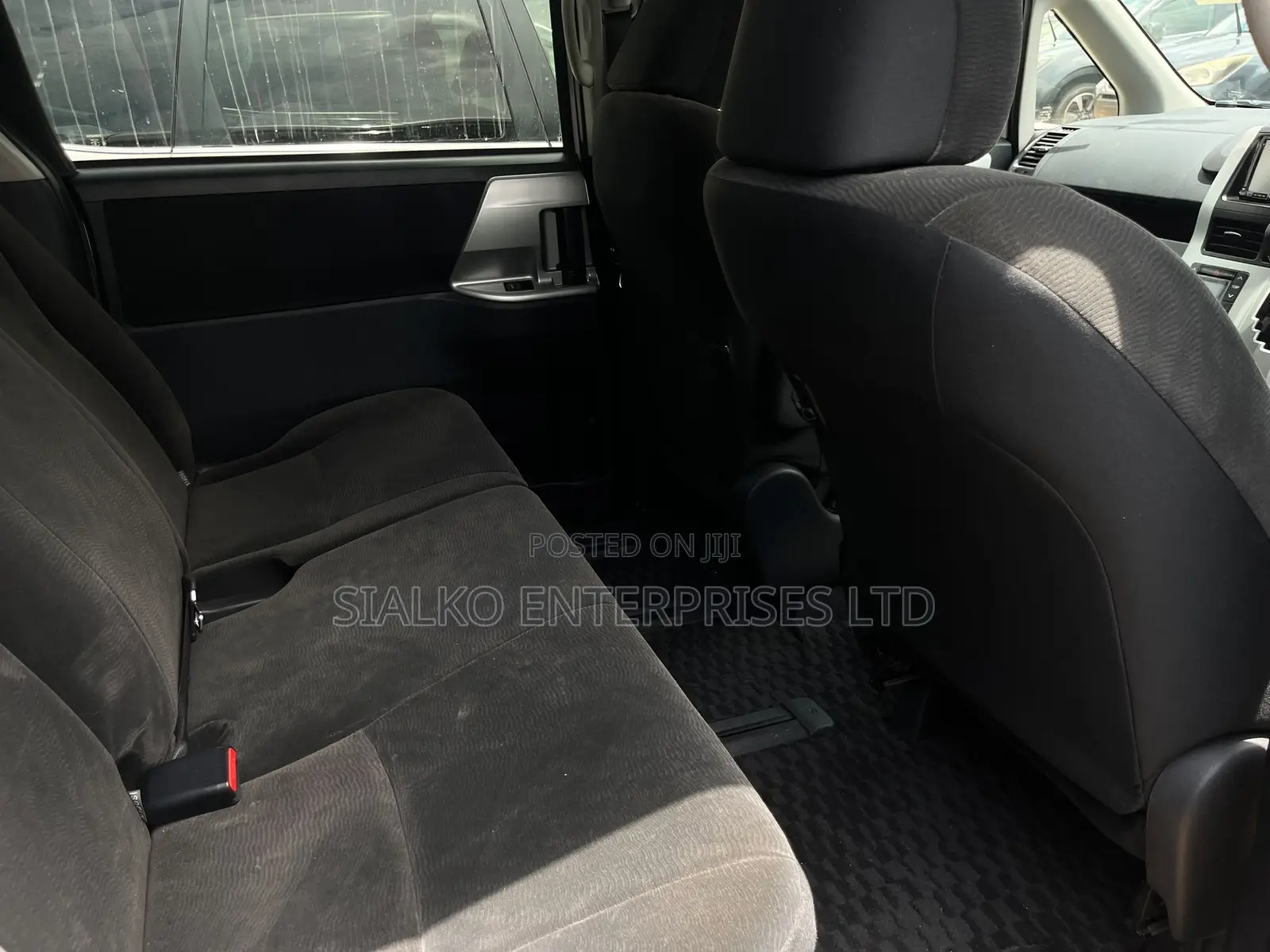 Toyota Noah 2013 White