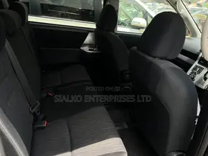 Toyota Noah 2013 Black