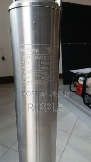 1100W AC/DC Hybrid Solar Borehole Pump 125m Head 4000l/H