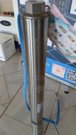 1100W AC/DC Hybrid Solar Borehole Pump 125m Head 4000l/H