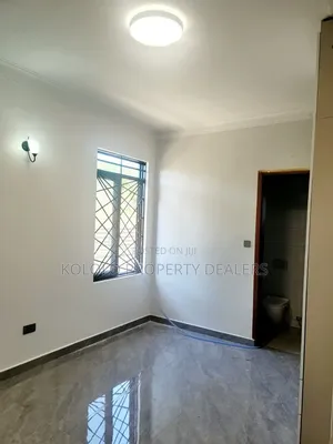 2bdrm Apartment in Makerere, Central Division for sale