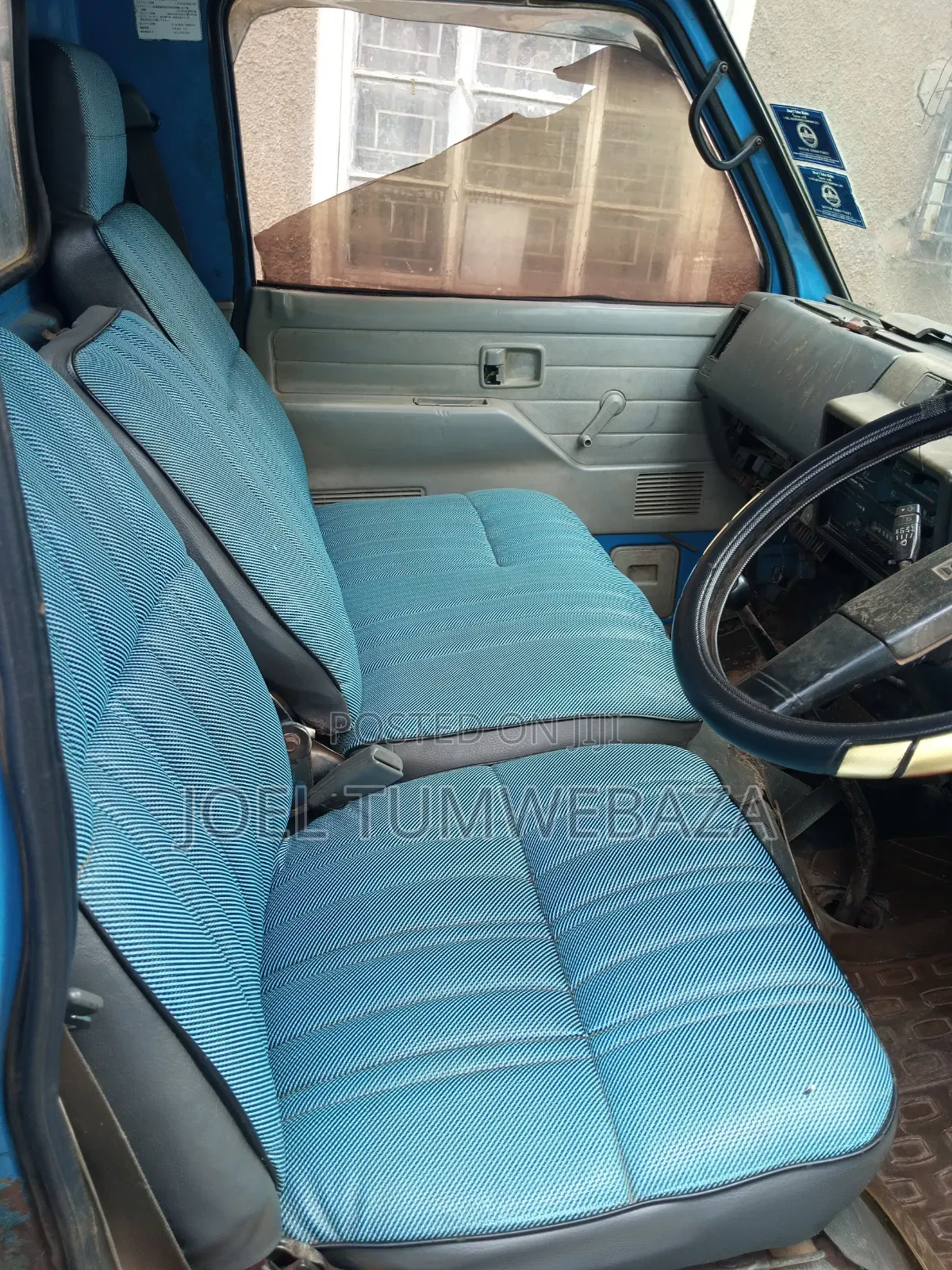 Isuzu Elf 250