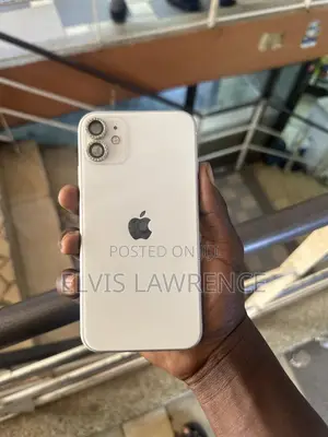 Apple iPhone 11 64 GB White
