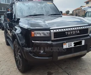 Toyota Land Cruiser 2025 Black