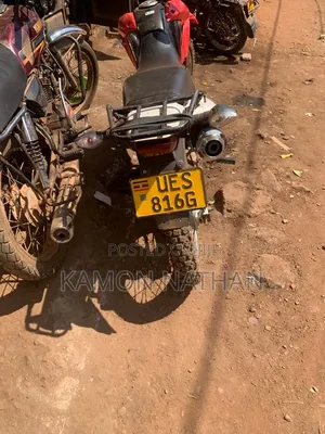 Honda XL 125 2017 Red