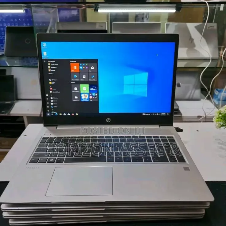 New Laptop HP ProBook 450 G6 8GB Intel Core i7 SSD 256GB