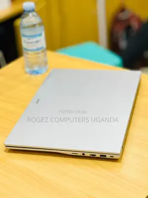 New Laptop Acer Aspire Lite 16 8GB Intel Core i7 SSD 512GB