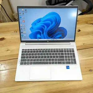 New Laptop HP ProBook 450 G8 8GB Intel Core i7 SSD 256GB