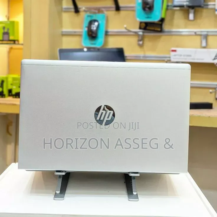 New Laptop HP ProBook 450 G8 8GB Intel Core i7 SSD 256GB