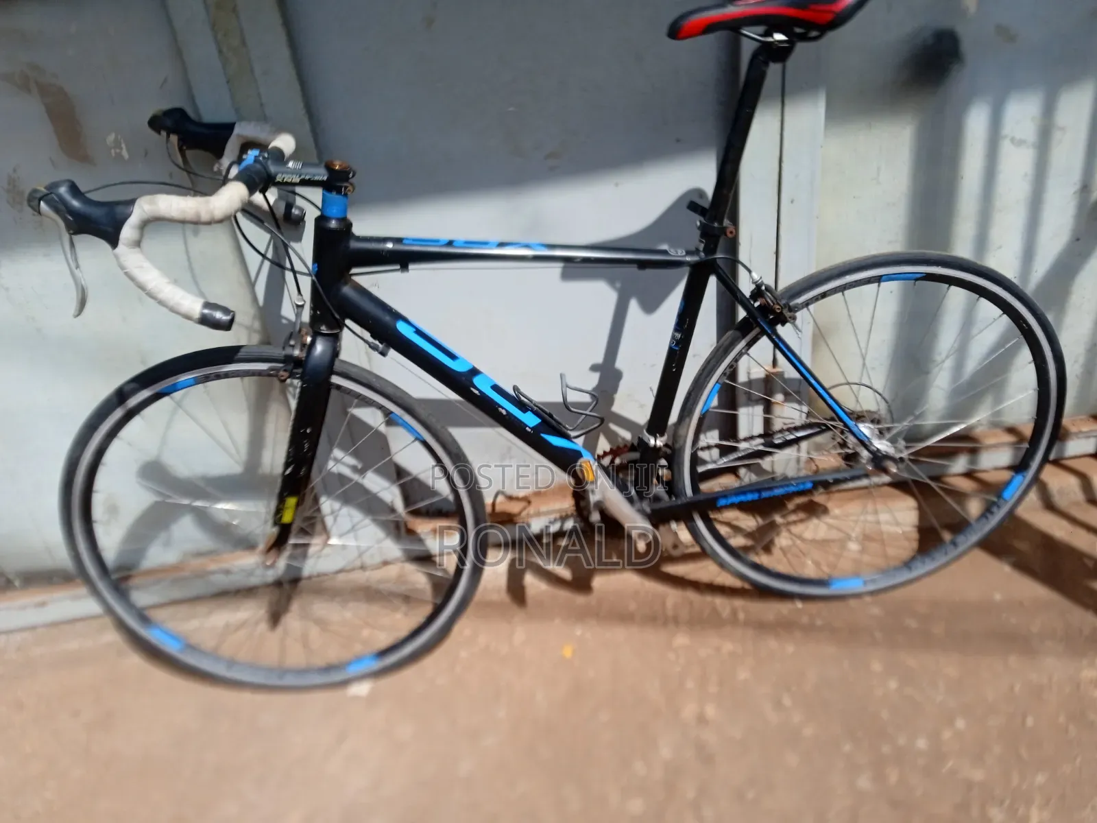 XRS Sports Bike Size 28 With 8 Gears, Light Aluminium Material