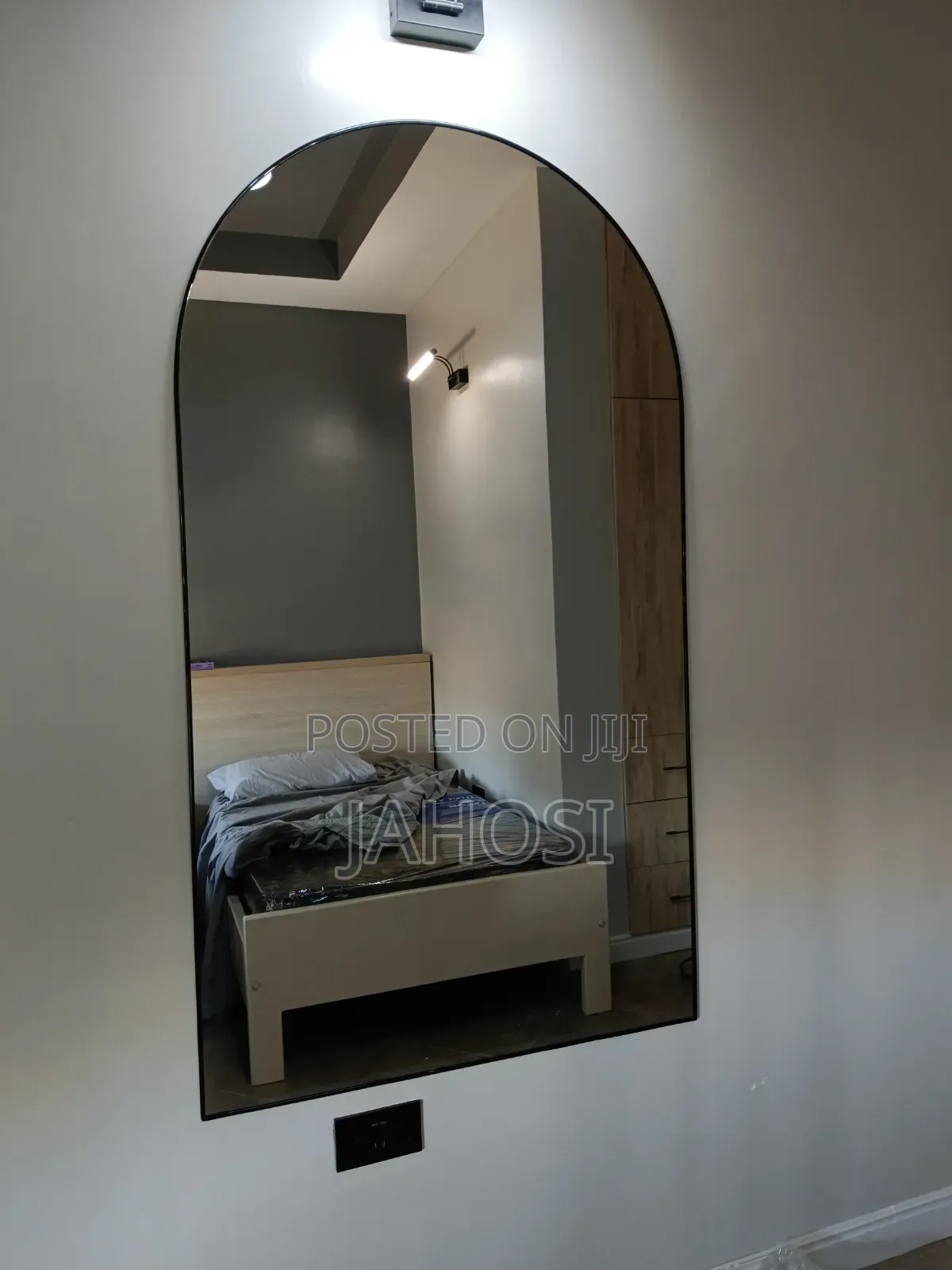 Arched Dressing Mirror