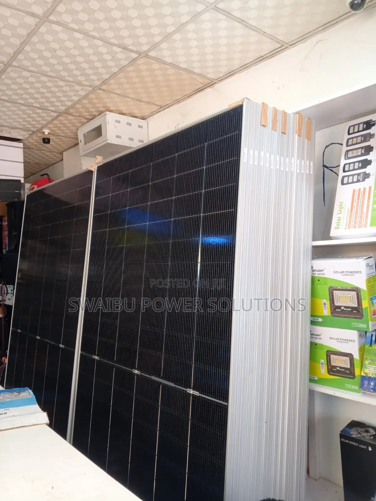 Mono Crystalline Solar Panels 705watts