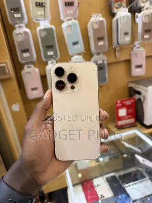 Apple iPhone 16 Pro 256 GB Gold