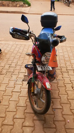 Bajaj CT 125X 2019 Red