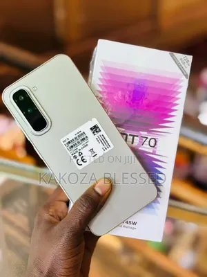 New Infinix Hot 70 128 GB Silver