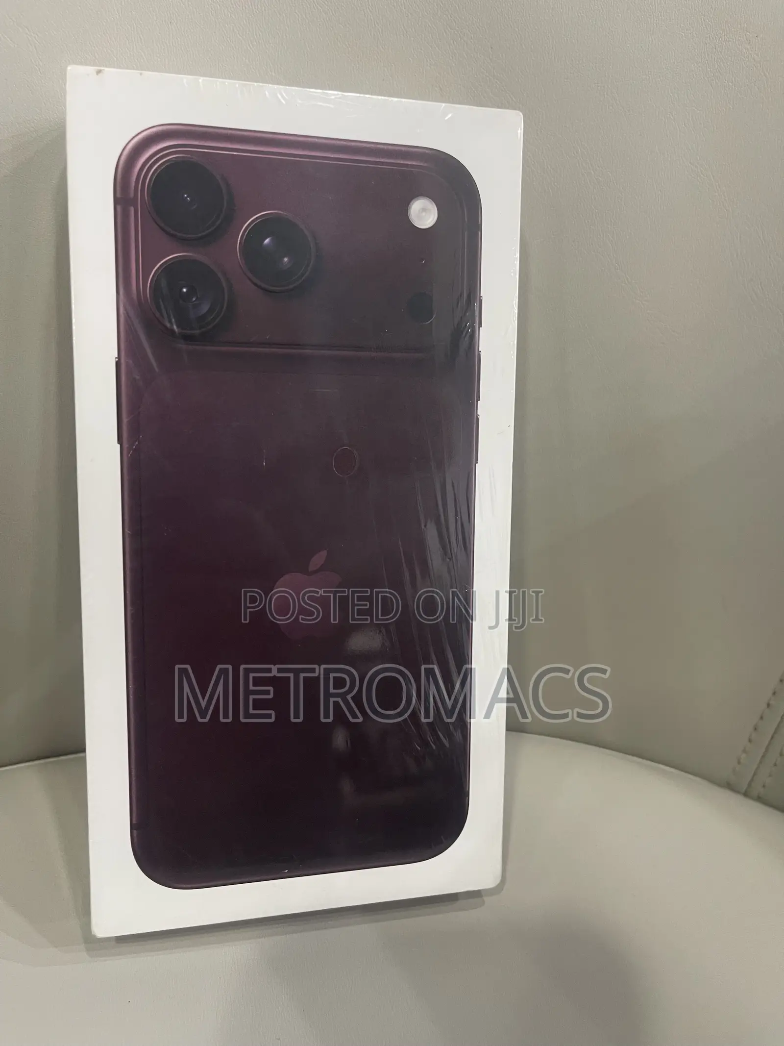 New Apple iPhone 18 Pro Max 1 TB Purple