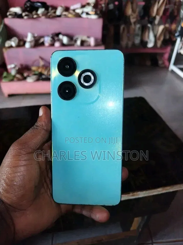 Infinix Smart 8 64 GB White
