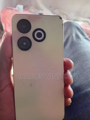 Infinix Smart 8 64 GB White