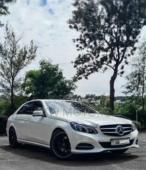 Mercedes-Benz E300 2014 White