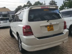 Toyota Kluger 2007 White