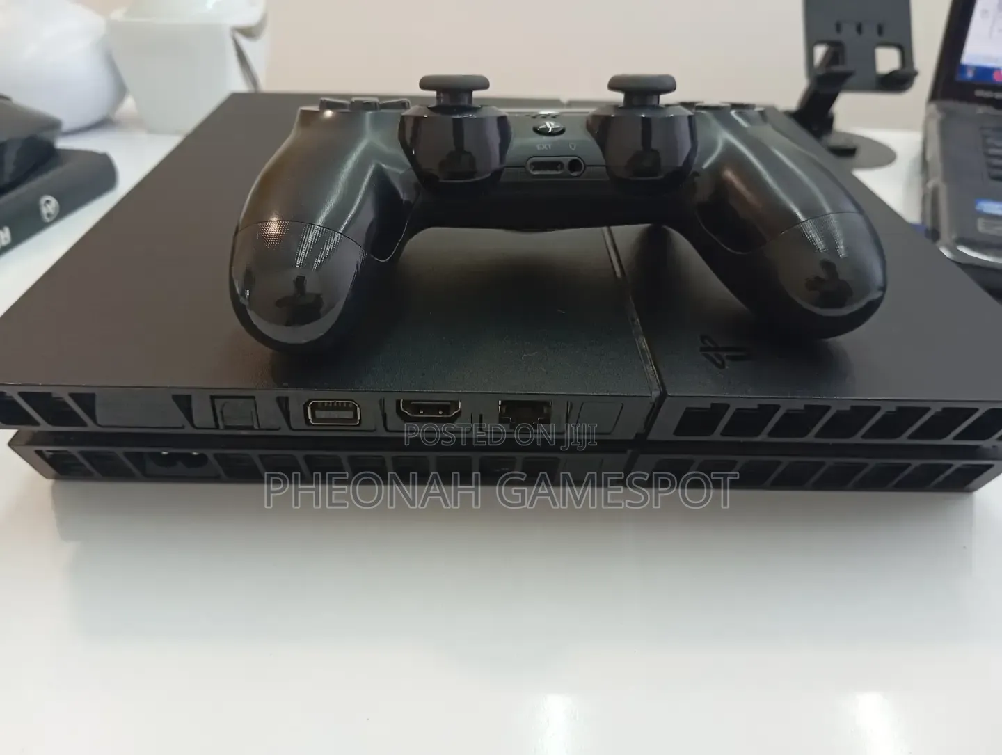 PS4 Standard Console: Your Controller Becomes the Family Boss 