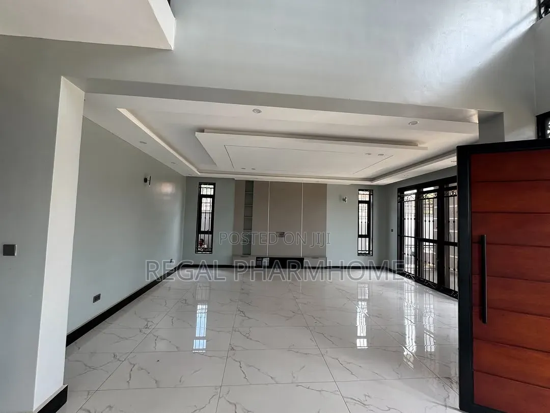5bdrm Duplex in Munyonyo Kigo, Central Division for rent