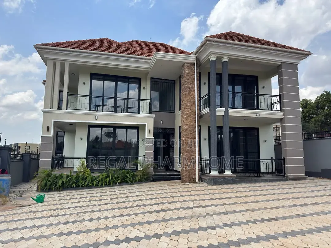5bdrm Duplex in Munyonyo Kigo, Central Division for rent