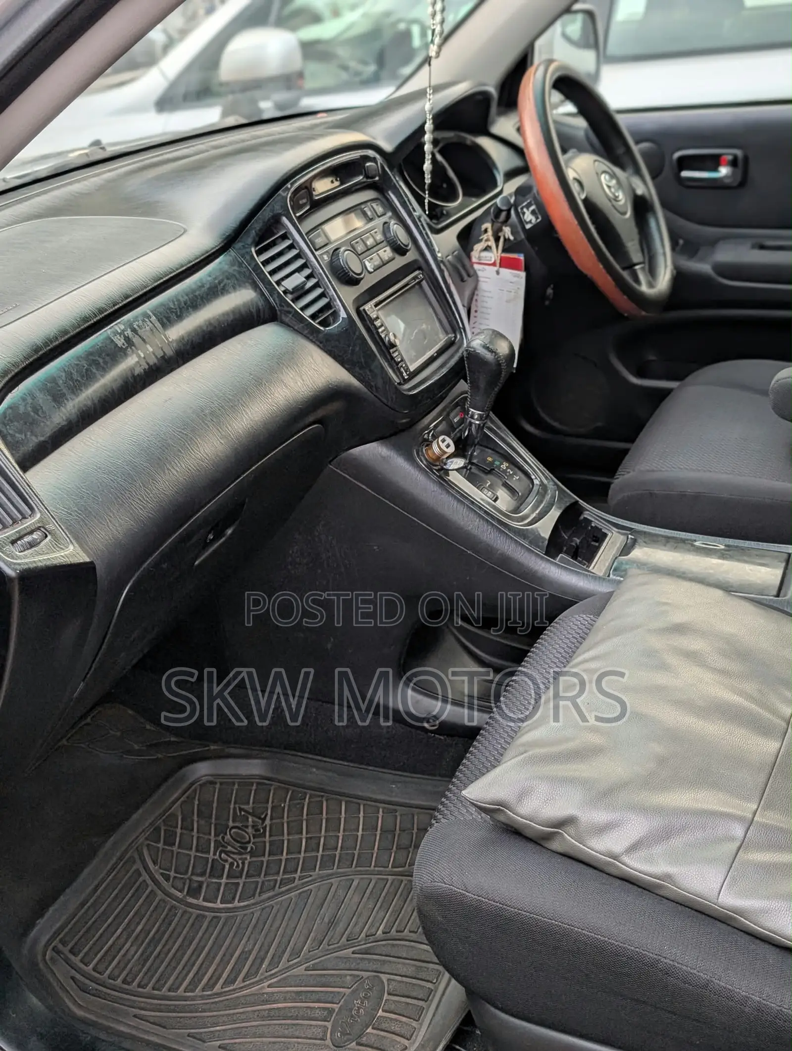 Toyota Kluger 2006 Silver