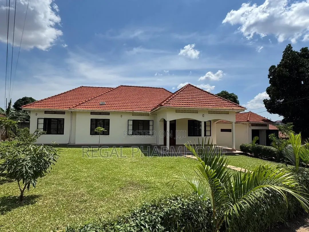 4bdrm Bungalow in Mmunyonyo Kigo, Central Division for rent