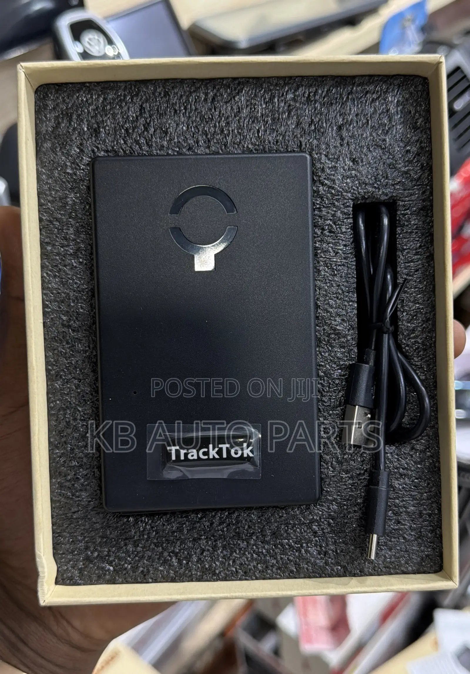 4g Wireless GPS Tracker With Magnet 3000mah Rechargeable Battery