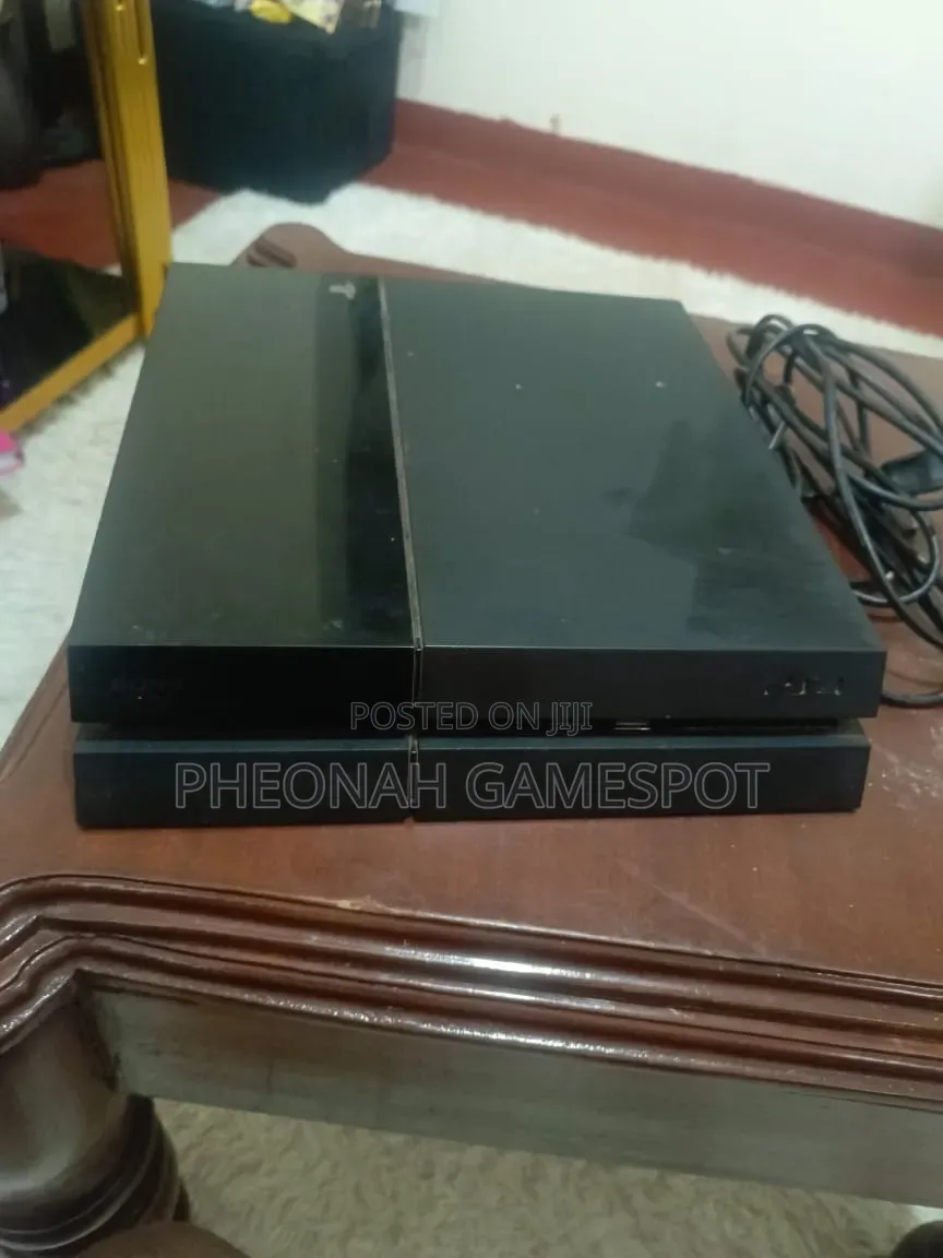 PS4 Standard Console: Your Fingers Get a Full-Time Job 
