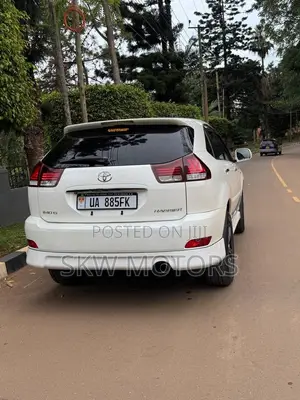 Toyota Harrier 2009 White