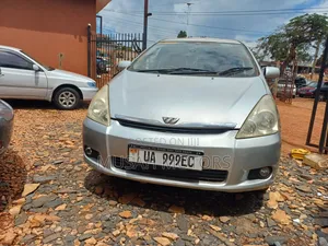 Toyota Wish 2006 Silver
