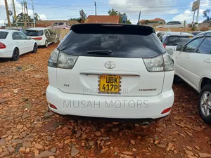 Toyota Harrier 2.4 2009 White