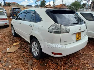 Toyota Harrier 2.4 2009 White