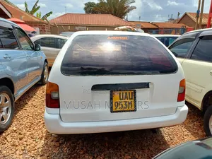 Toyota Corolla G-Touring 1997 White