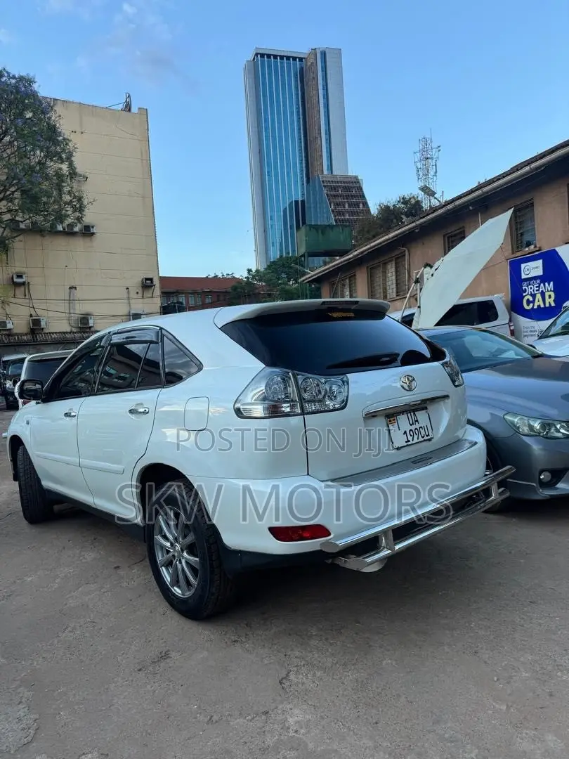 Toyota Harrier 2010 White