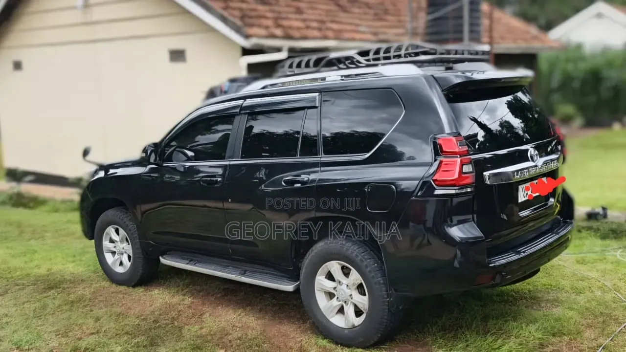 Toyota Land Cruiser Prado 2012 Black