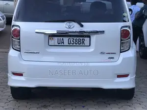 Toyota Rumion 1.5 FWD 2023 White