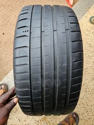 Japan Tyres Best Condition 245/40r18