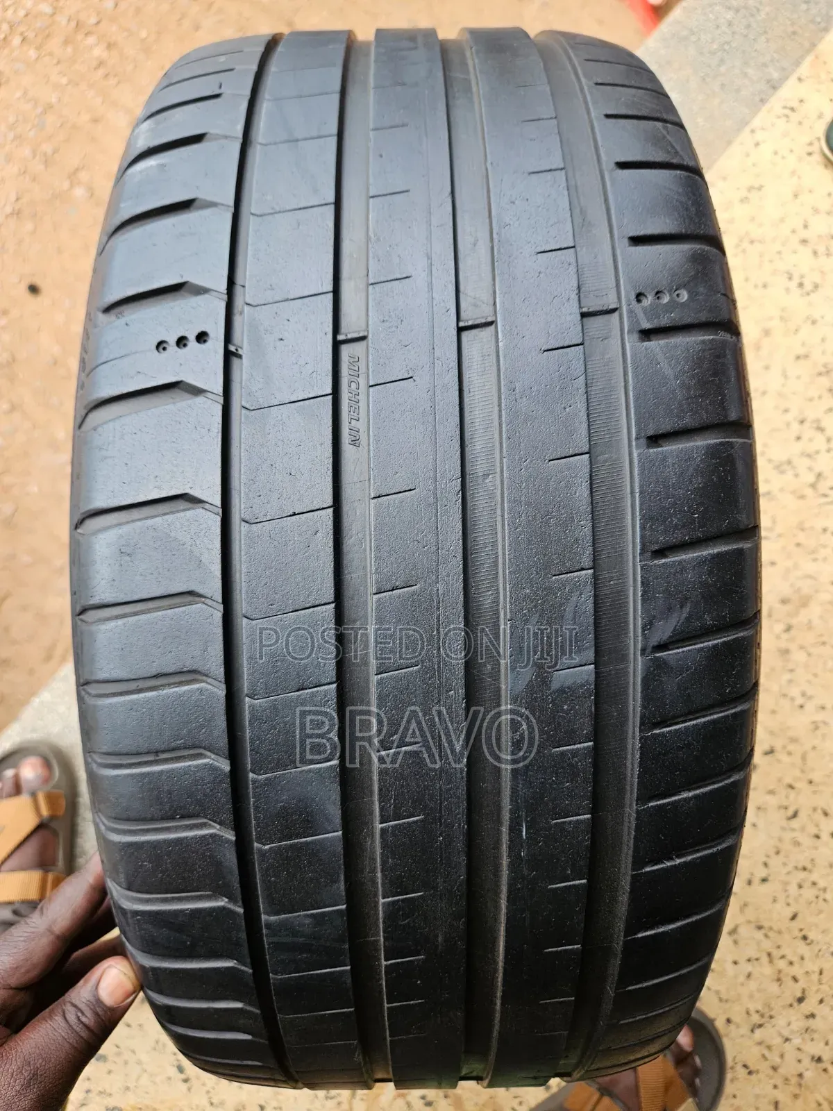 Japan Tyres Best Condition 245/40r18