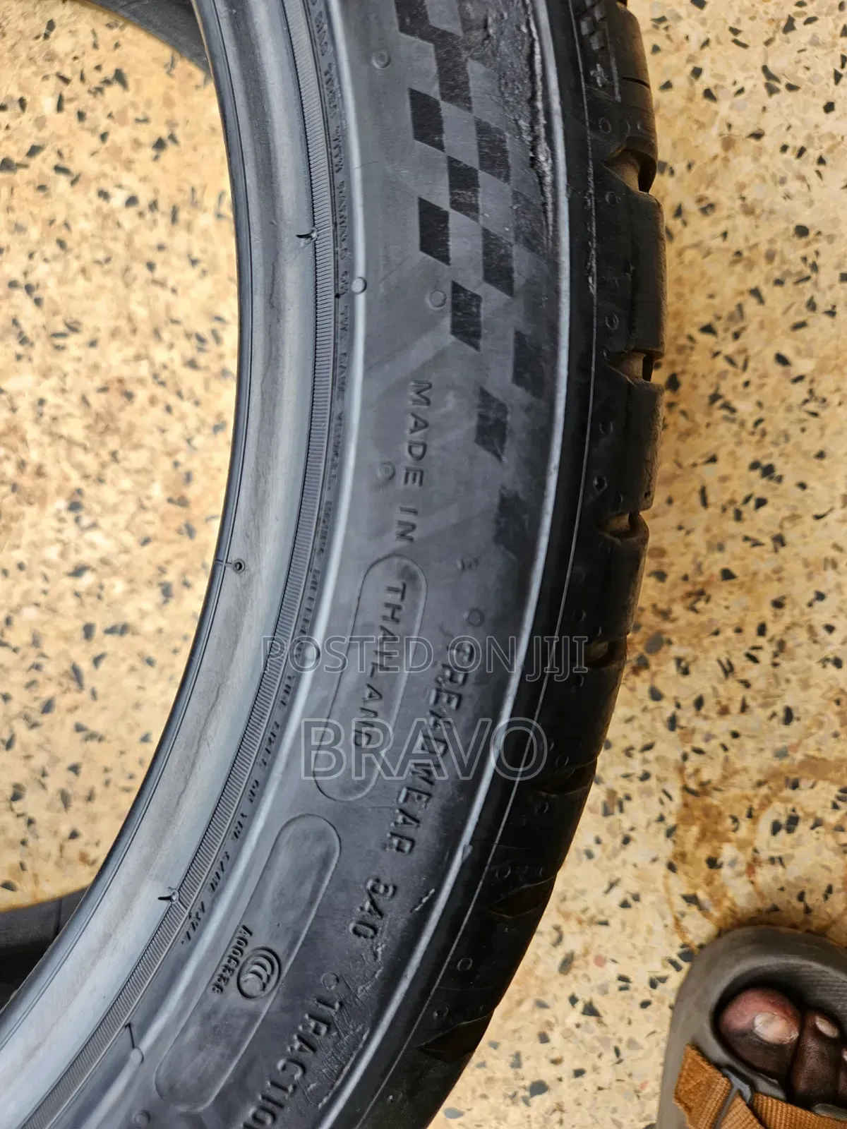 Japan Tyres Best Condition 245/40r18